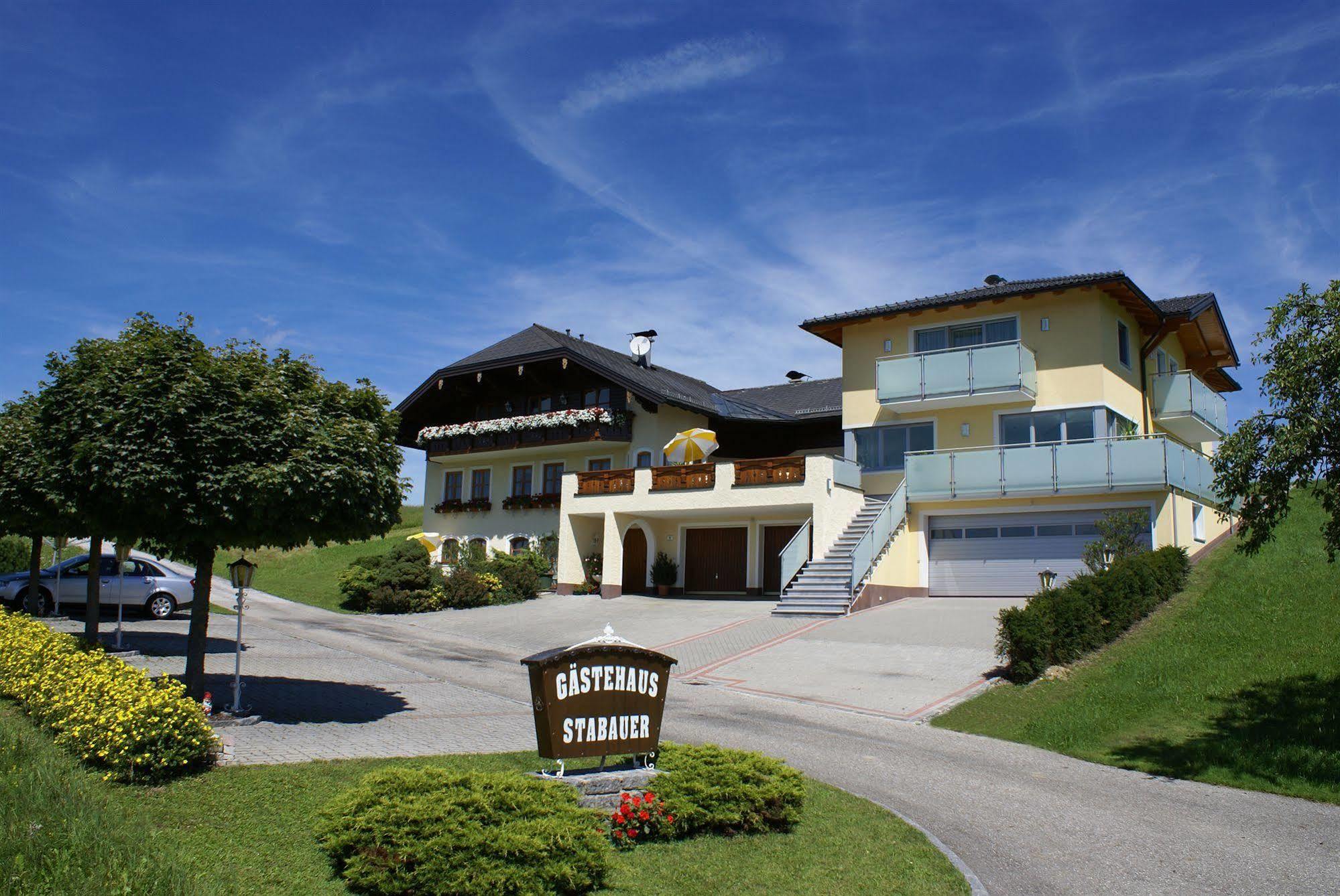Gaestehaus Stabauer Mondsee Εξωτερικό φωτογραφία
