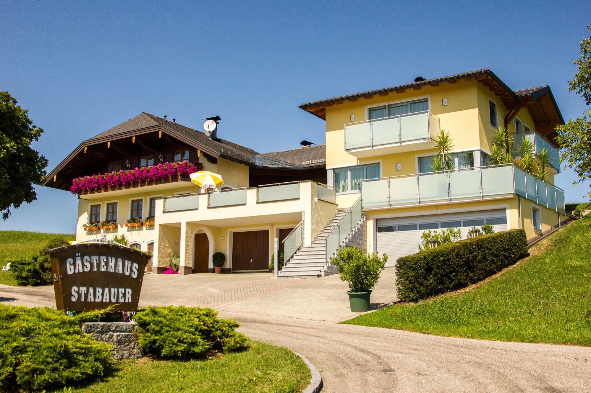 Gaestehaus Stabauer Mondsee Εξωτερικό φωτογραφία