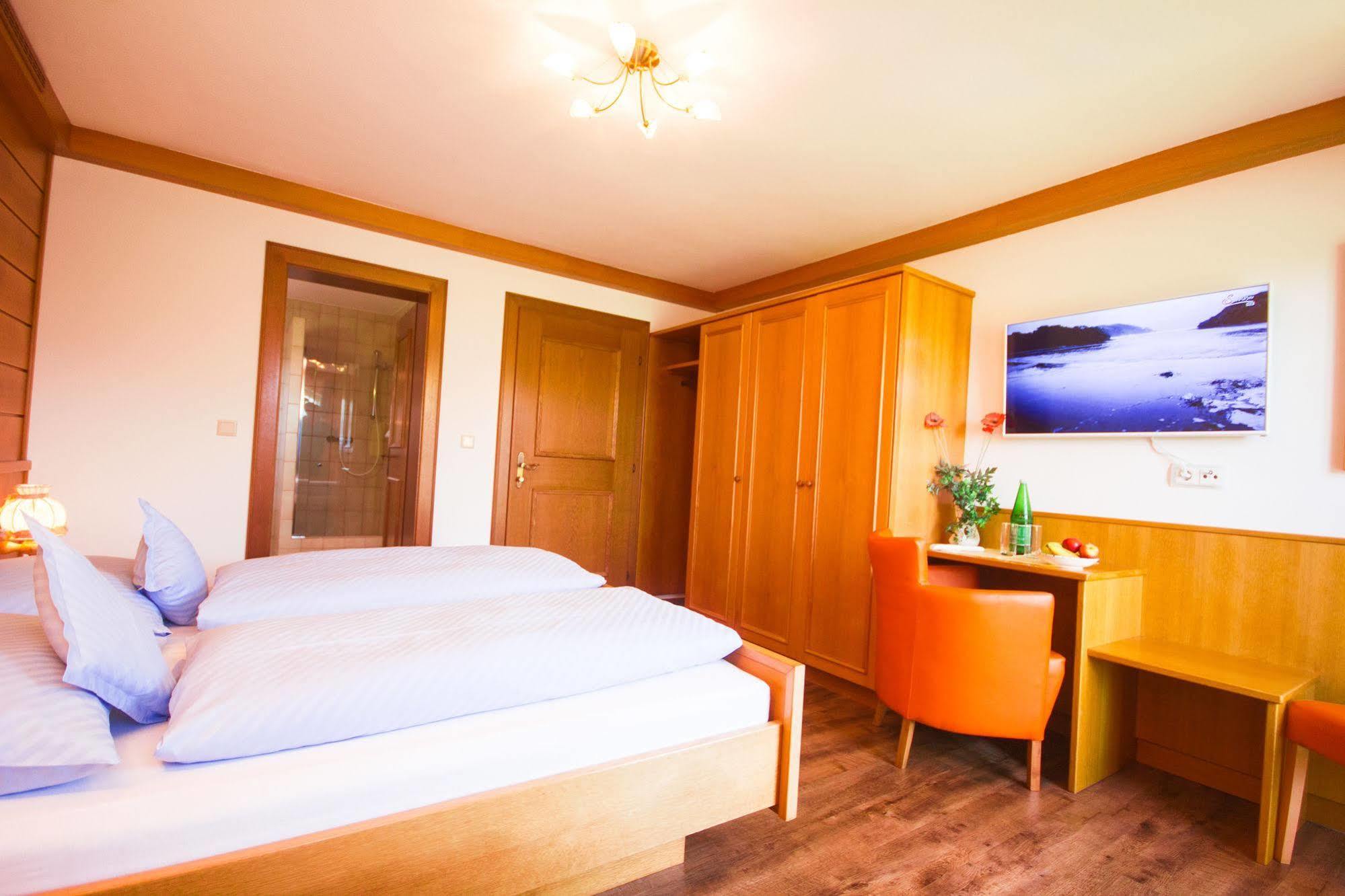 Gaestehaus Stabauer Mondsee Εξωτερικό φωτογραφία