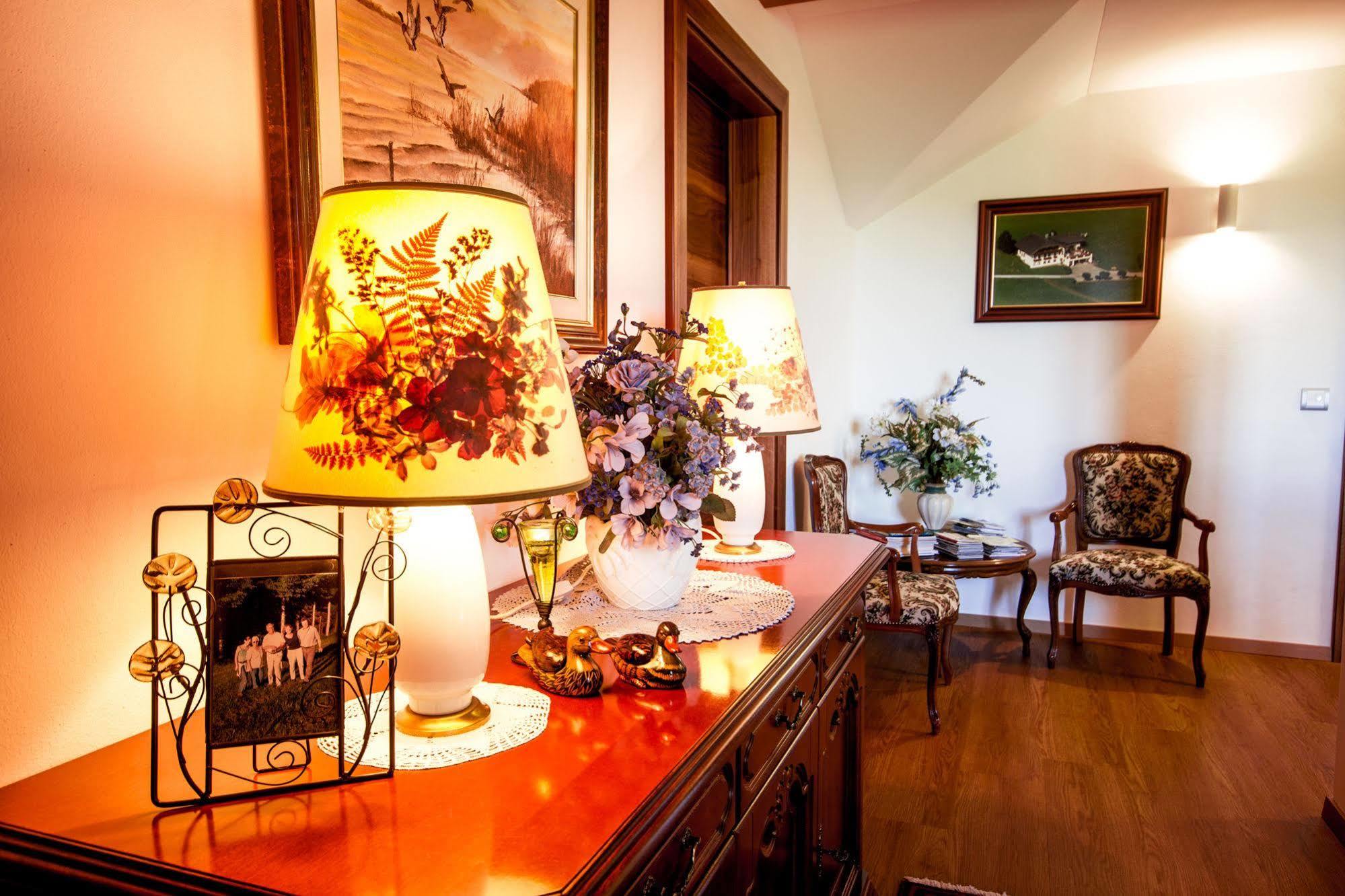 Gaestehaus Stabauer Mondsee Εξωτερικό φωτογραφία